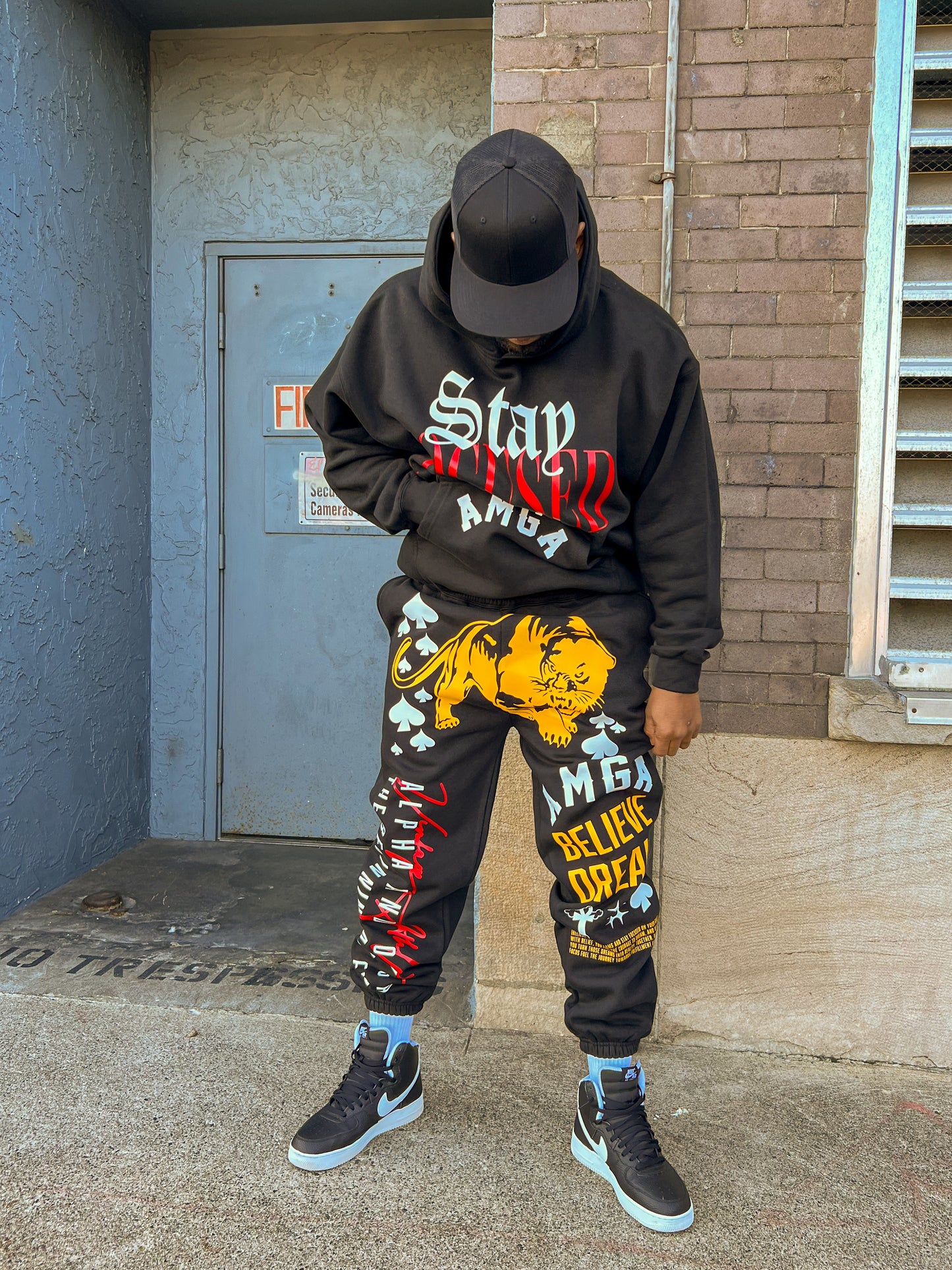 AMGA - STAY FOCUSED SWEATPANTS